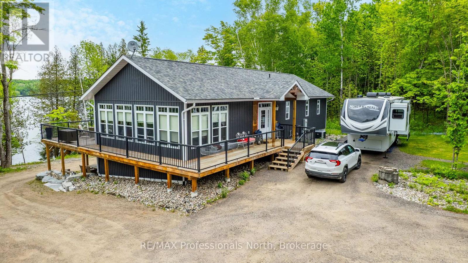 1167 Eagle Lake Road, Dysart Et Al, Ontario  K0M 1S0 - Photo 2 - X12875910