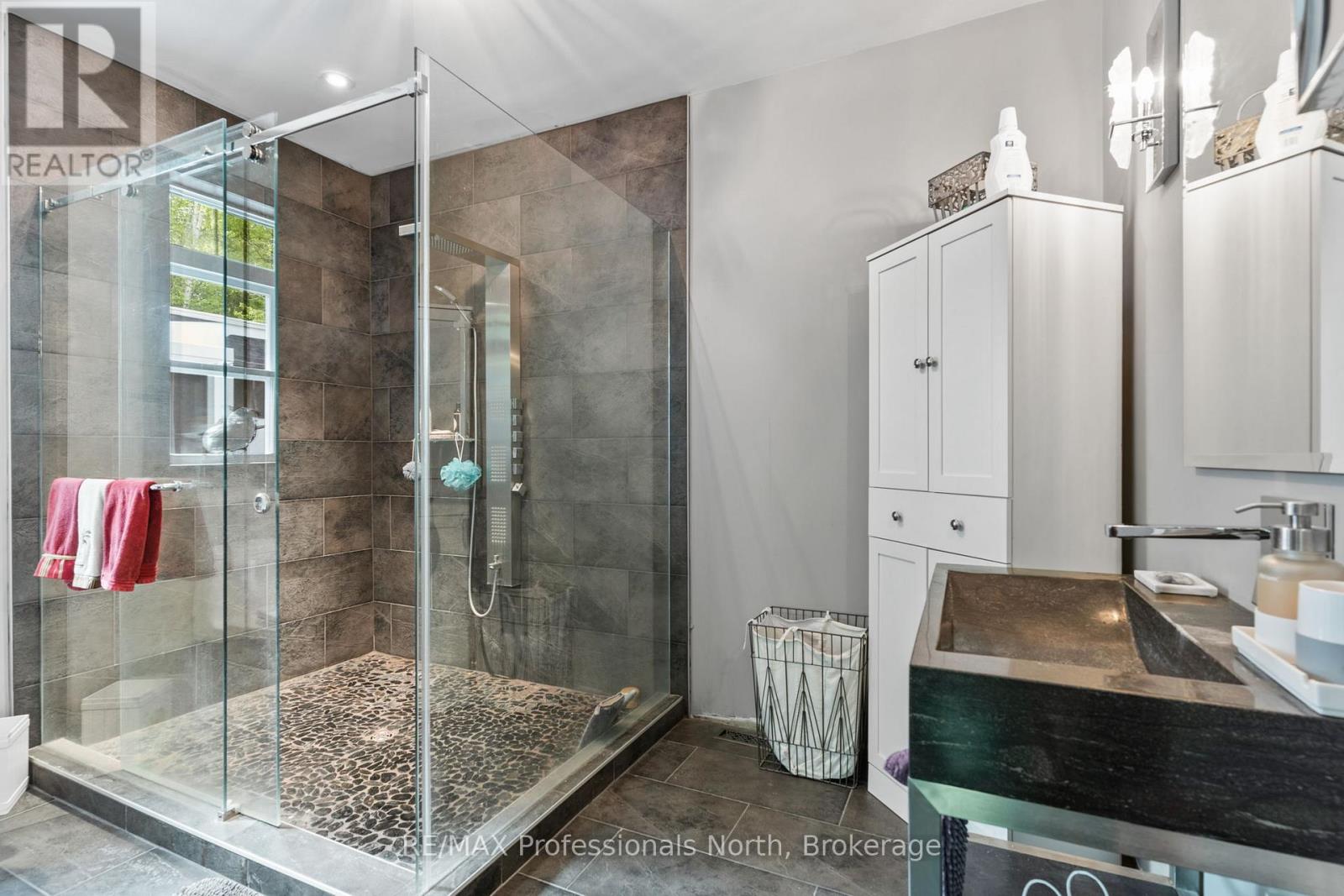 1167 Eagle Lake Road, Dysart Et Al, Ontario  K0M 1S0 - Photo 26 - X12875910