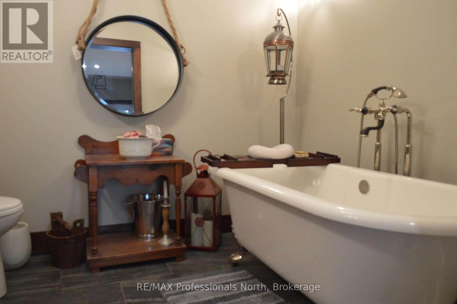 1167 Eagle Lake Road, Dysart Et Al, Ontario  K0M 1S0 - Photo 35 - X12875910