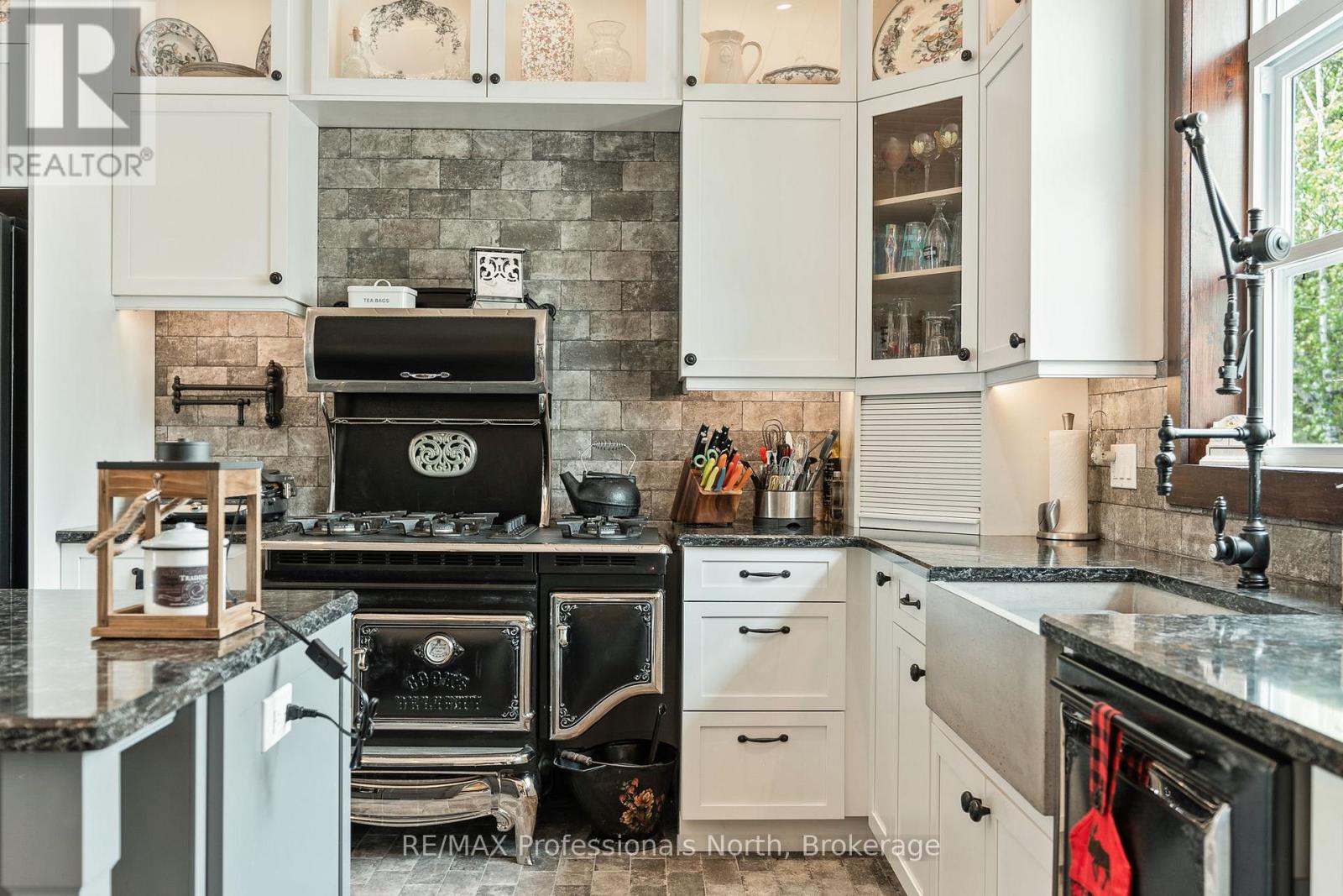 1167 Eagle Lake Road, Dysart Et Al, Ontario  K0M 1S0 - Photo 9 - X12875910