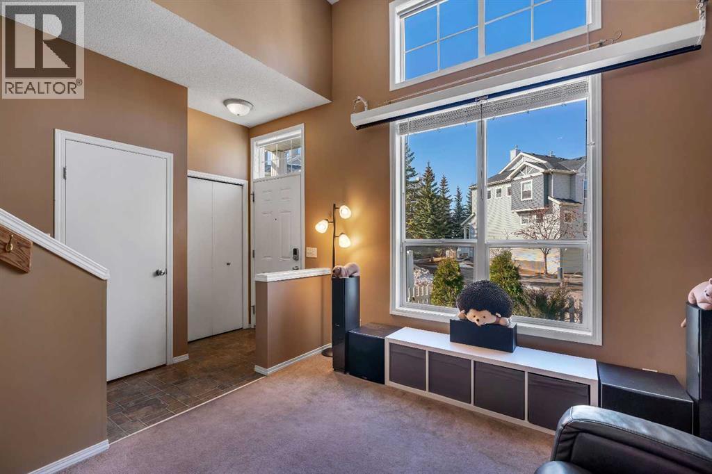 320 Elgin Gardens Se, Calgary, Alberta  T2Z 4T5 - Photo 3 - A2290036