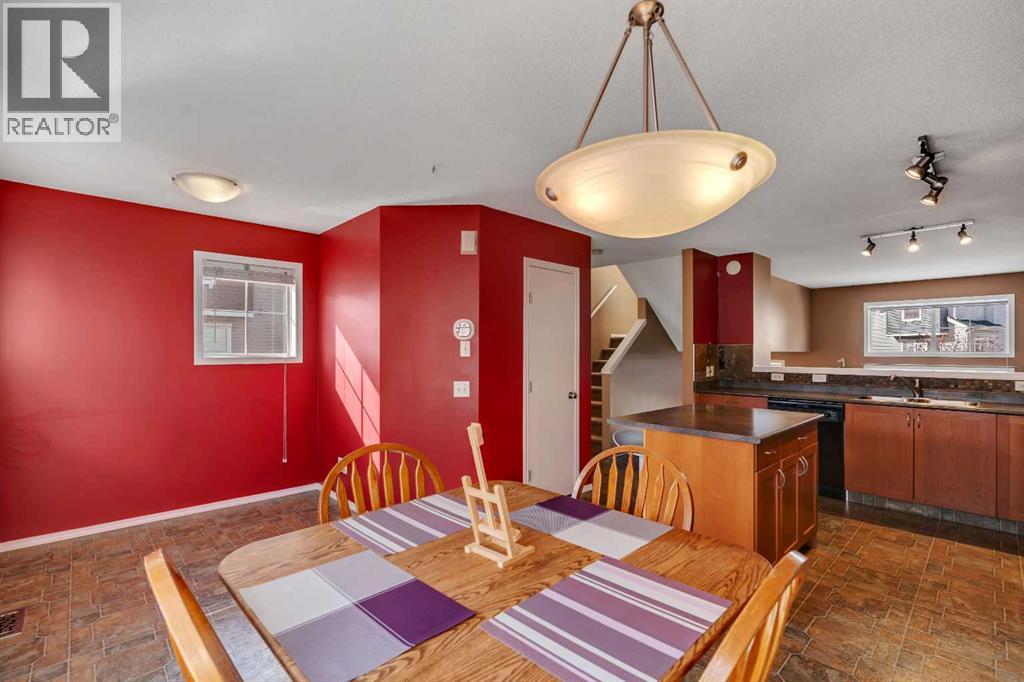 320 Elgin Gardens Se, Calgary, Alberta  T2Z 4T5 - Photo 12 - A2290036