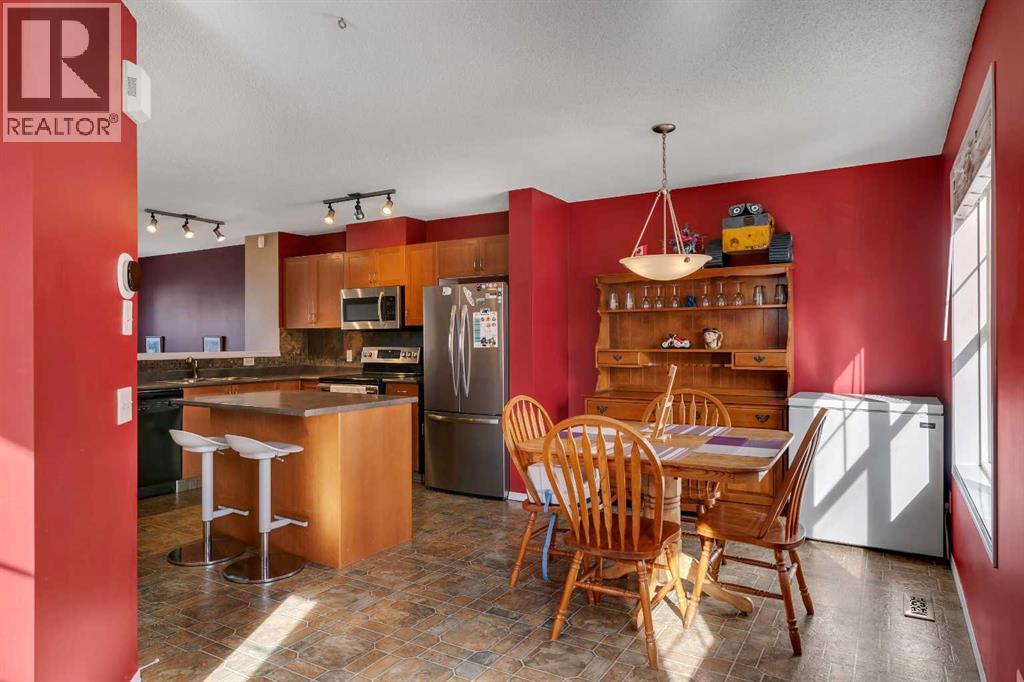 320 Elgin Gardens Se, Calgary, Alberta  T2Z 4T5 - Photo 11 - A2290036