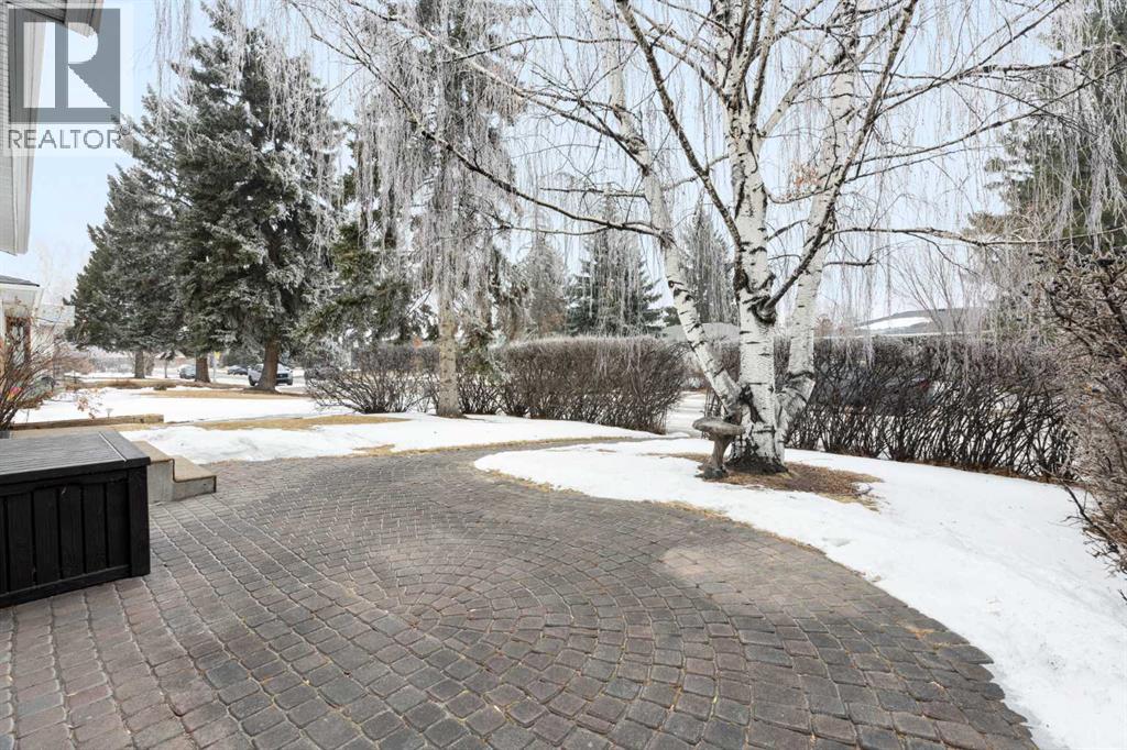 435 Arlington Drive Se, Calgary, Alberta  T2H 1S4 - Photo 3 - A2290410