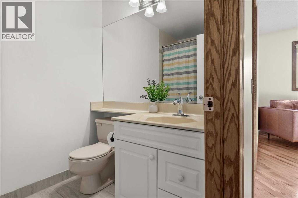 31 River Rock Manor Se, Calgary, Alberta  T2C 4J3 - Photo 26 - A2291507