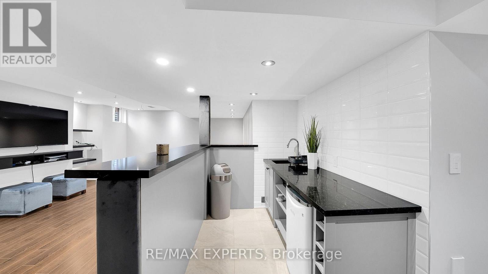 11 Crew Crescent, Vaughan, Ontario  L6A 3E9 - Photo 29 - N12875770