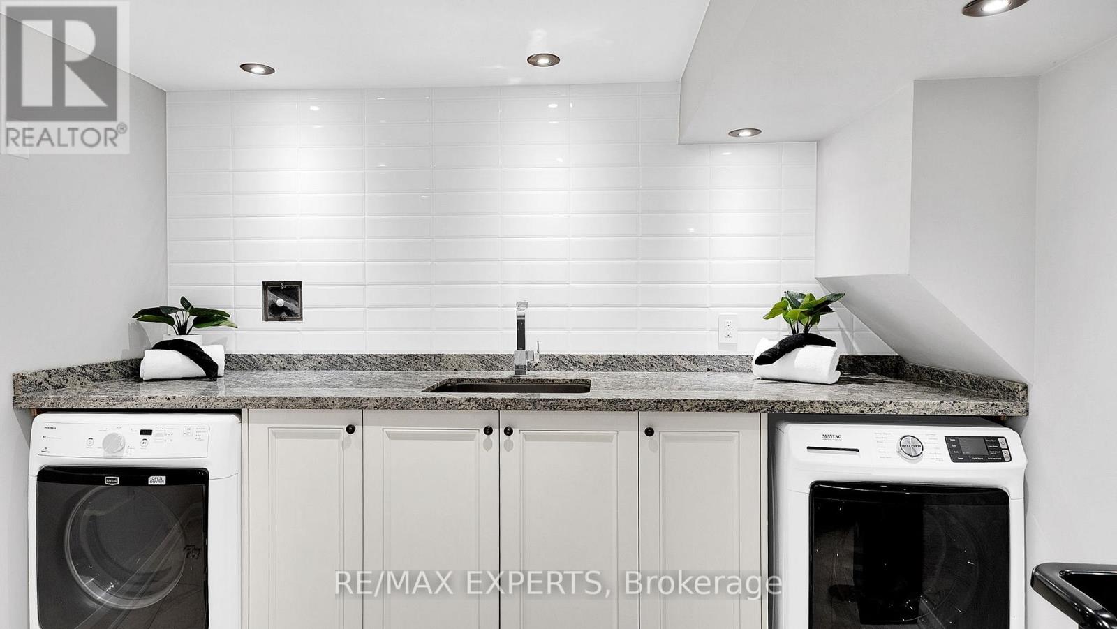 11 Crew Crescent, Vaughan, Ontario  L6A 3E9 - Photo 38 - N12875770