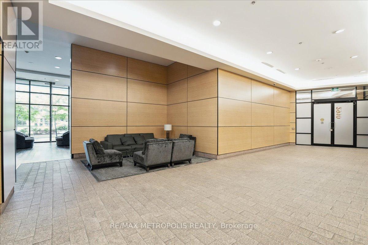 6 - 2910 Highway 7 W, Vaughan (Concord), Ontario  L4K 0H8 - Photo 7 - N12875840