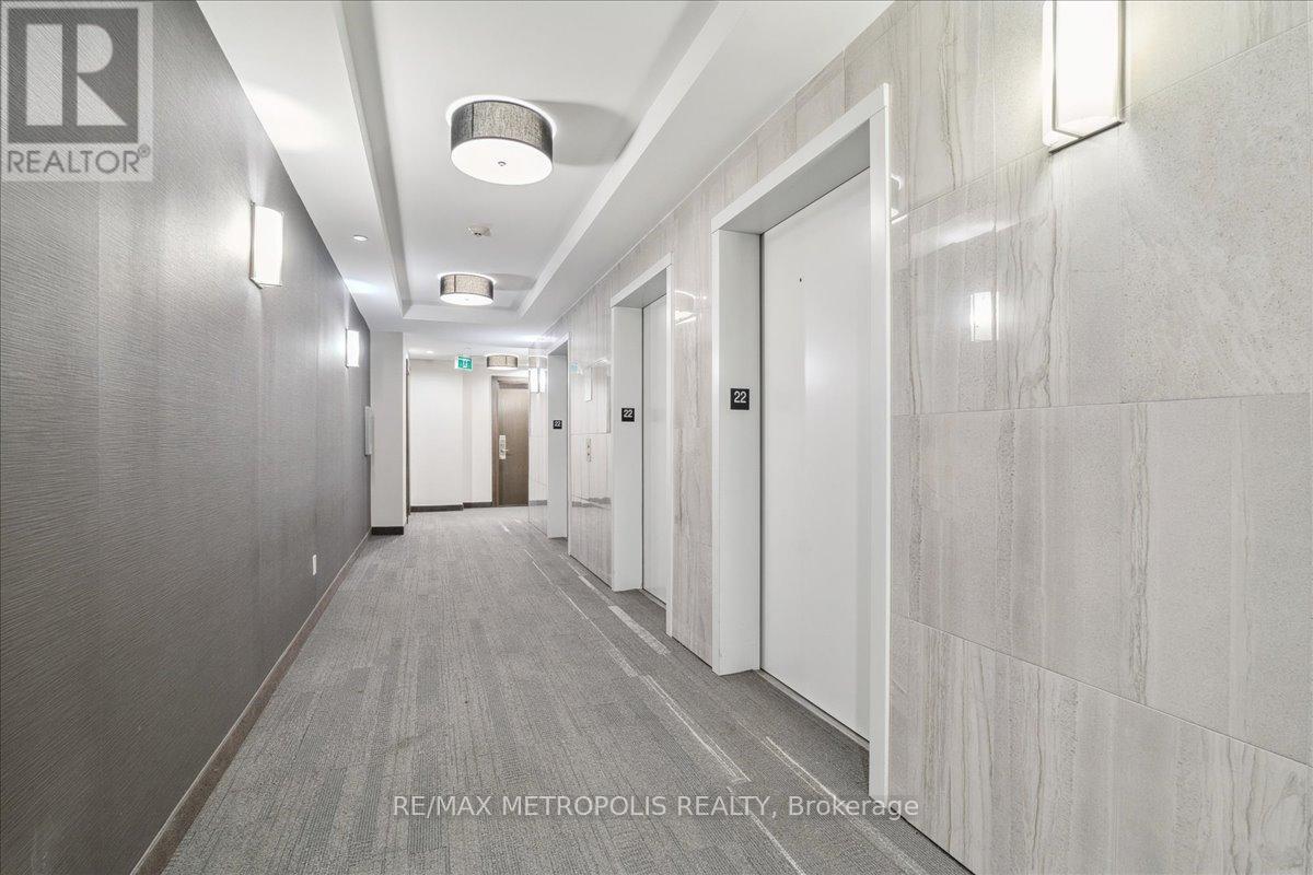 6 - 2910 Highway 7 W, Vaughan (Concord), Ontario  L4K 0H8 - Photo 9 - N12875840