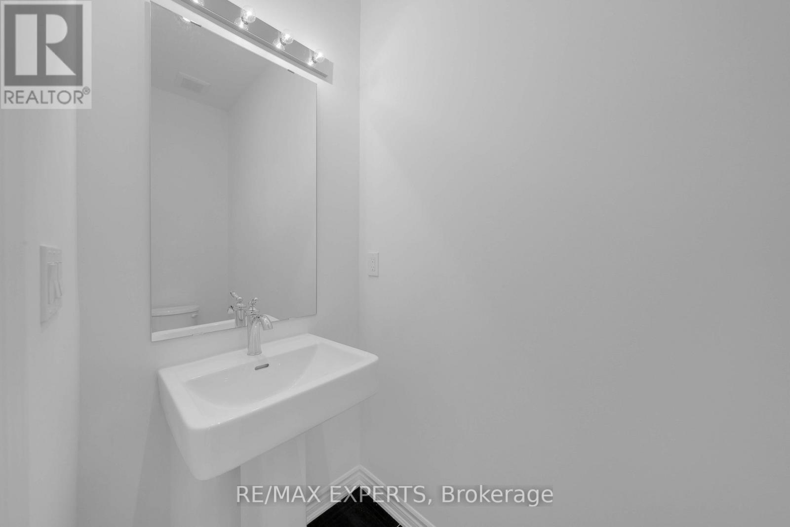 80 Wascana Road, Vaughan, Ontario  L4H 5G9 - Photo 7 - N12875862