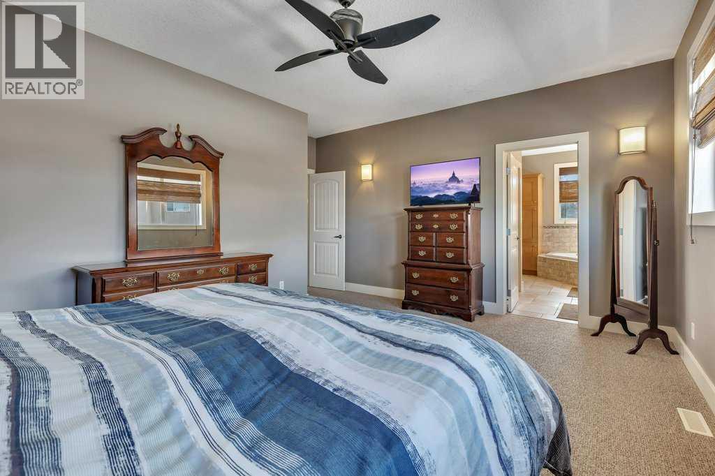 319 Valley Crest Court Nw, Calgary, Alberta  T3B 5Y4 - Photo 34 - A2292677