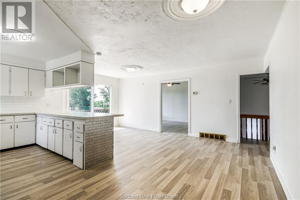 2350 Morgan Road, Greater Sudbury, Ontario  P0M 1J0 - Photo 17 - 2126777