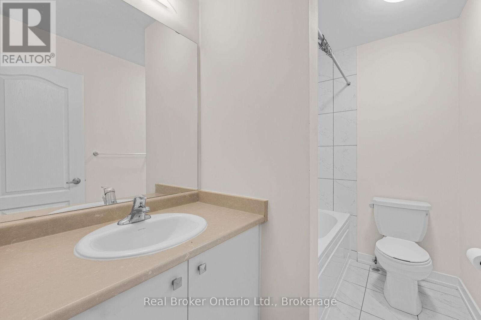 22 Lilac Circle, Haldimand, Ontario  N3W 0H5 - Photo 23 - X12875488