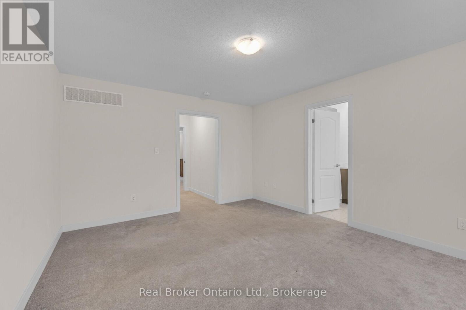 22 Lilac Circle, Haldimand, Ontario  N3W 0H5 - Photo 16 - X12875488