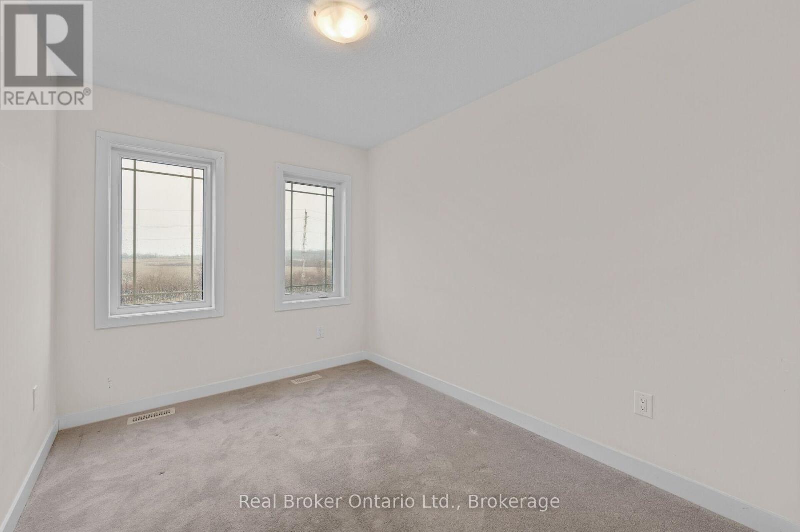 22 Lilac Circle, Haldimand, Ontario  N3W 0H5 - Photo 24 - X12875488