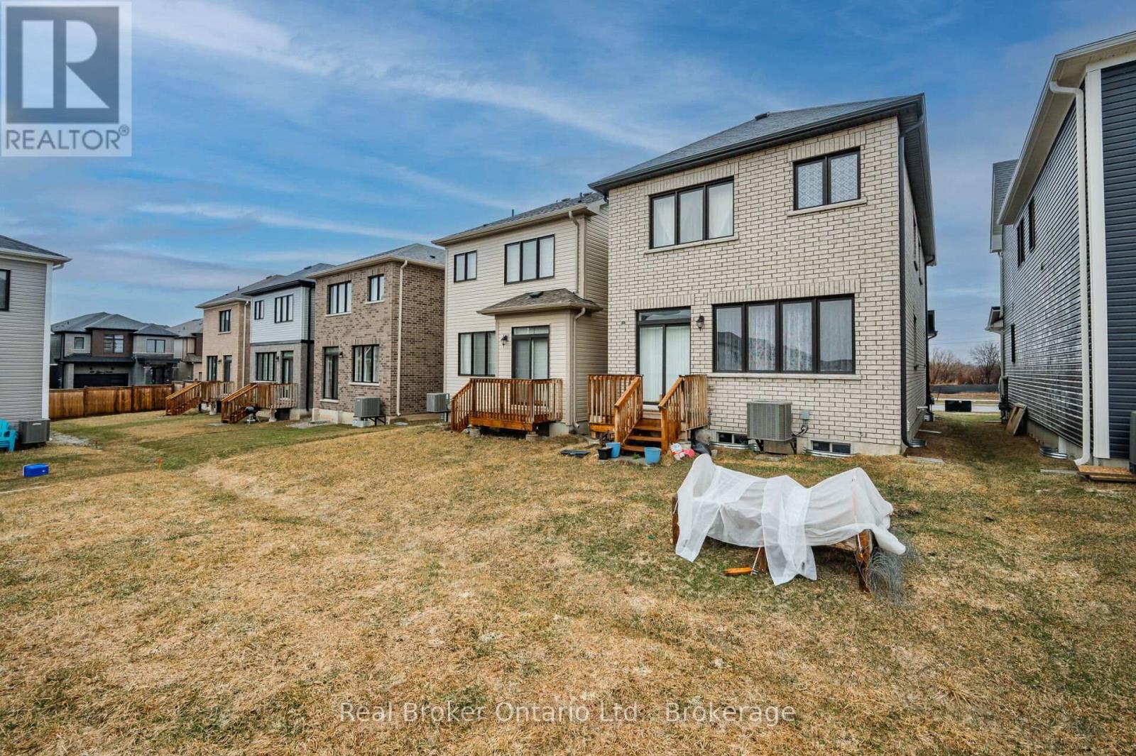 22 Lilac Circle, Haldimand, Ontario  N3W 0H5 - Photo 26 - X12875488