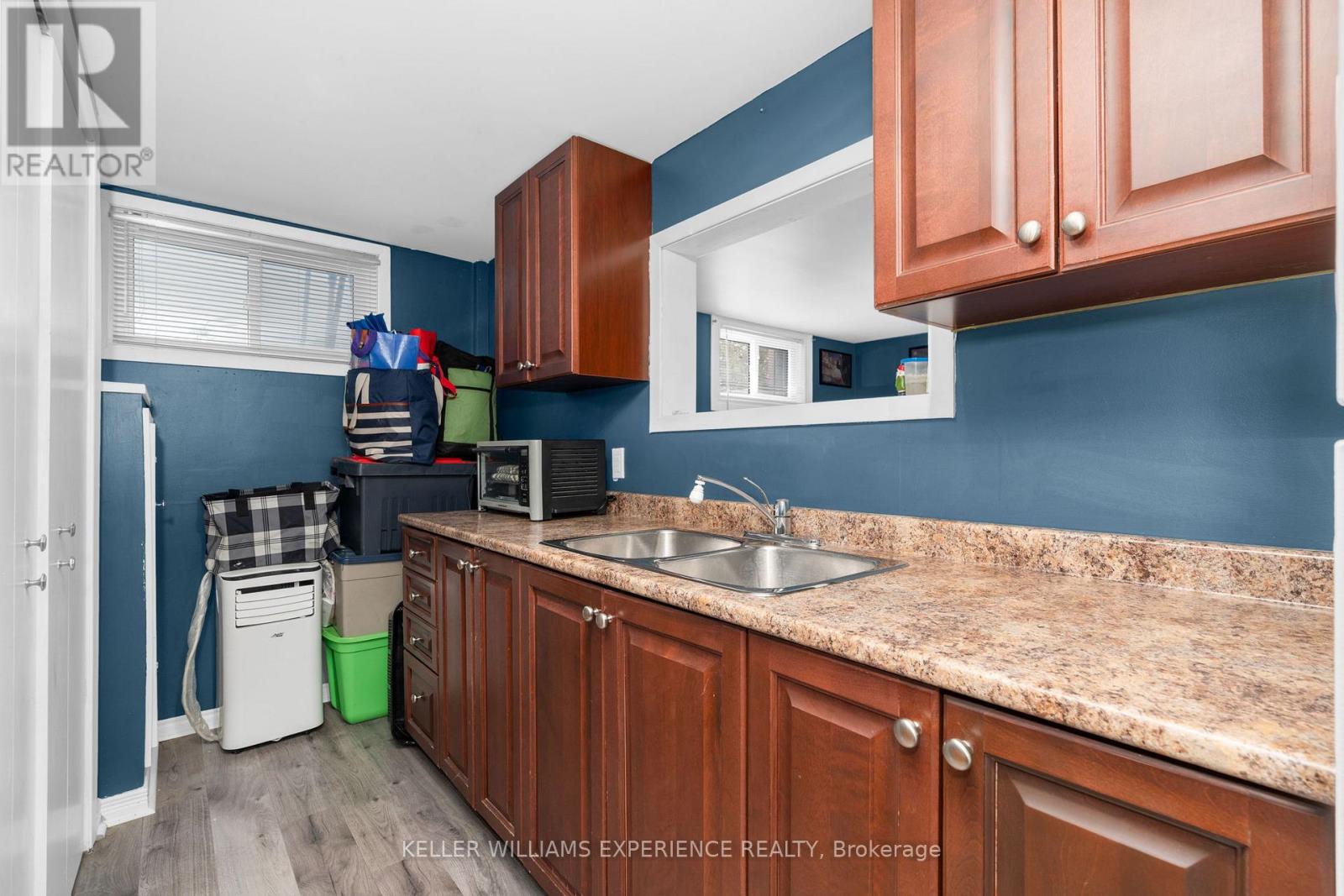 A - 16 John Street, Penetanguishene, Ontario  L9M 1N8 - Photo 15 - S12875778