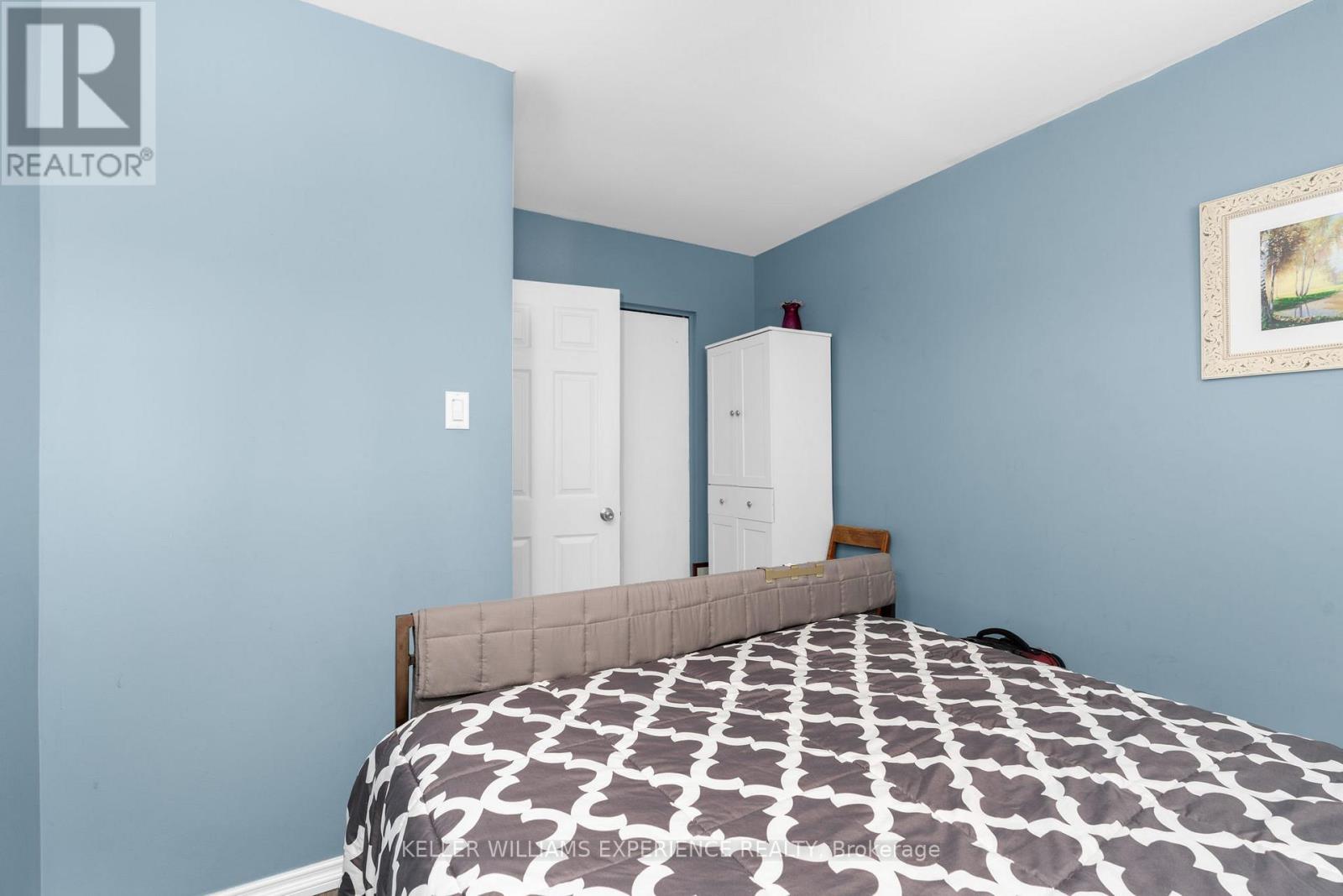 A - 16 John Street, Penetanguishene, Ontario  L9M 1N8 - Photo 8 - S12875778