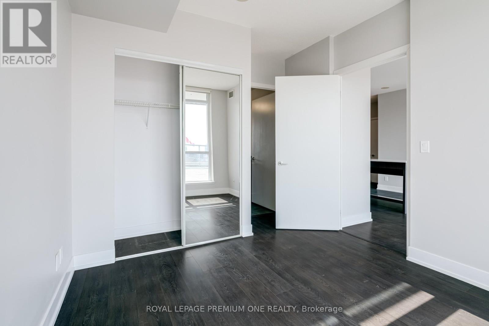 646 - 9471 Yonge Street, Richmond Hill, Ontario  L4C 0Z5 - Photo 13 - N12875598