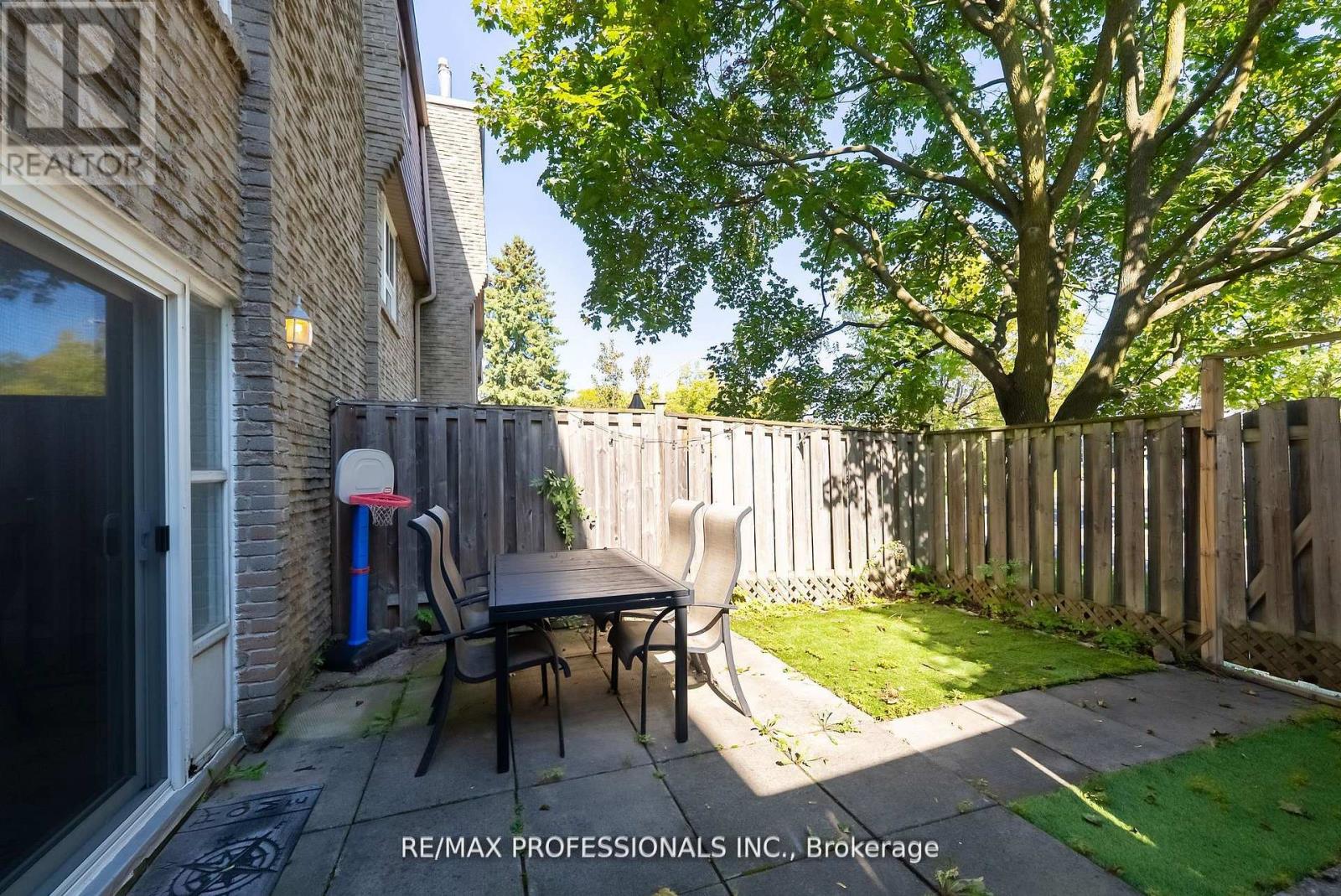 65 - 405 Hyacinthe Boulevard, Mississauga, Ontario  L5A 3N1 - Photo 32 - W12875772