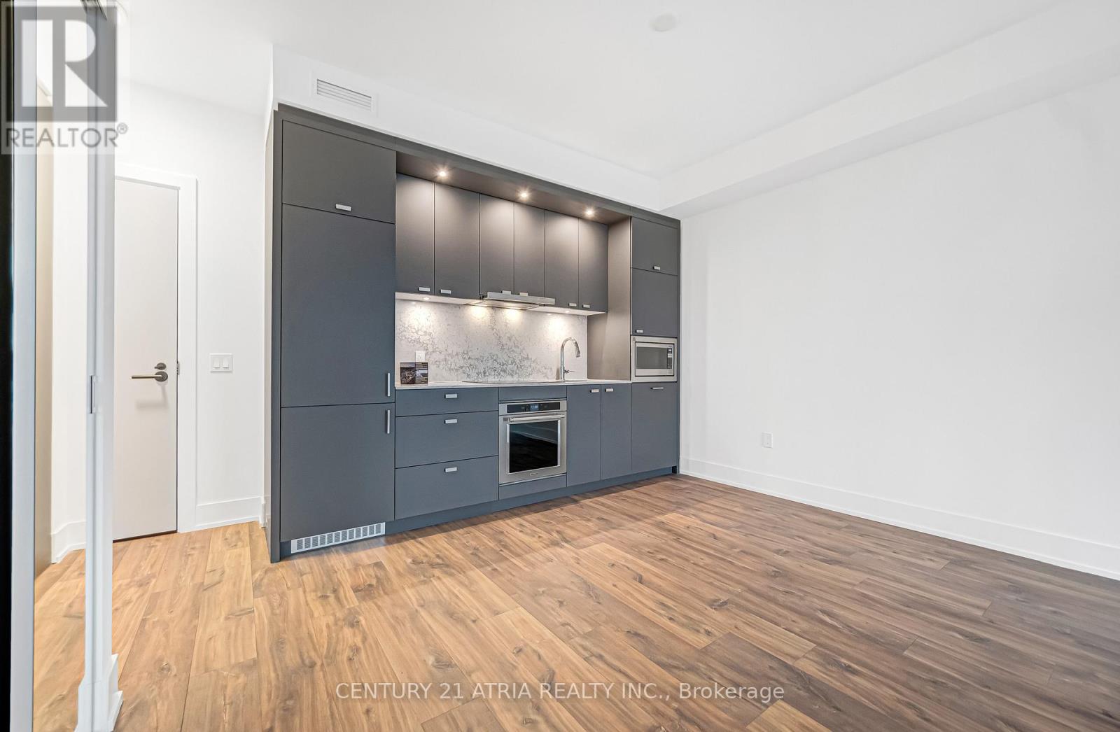 411 - 858 Dupont Street, Toronto, Ontario  M6G 0C1 - Photo 8 - W12875774