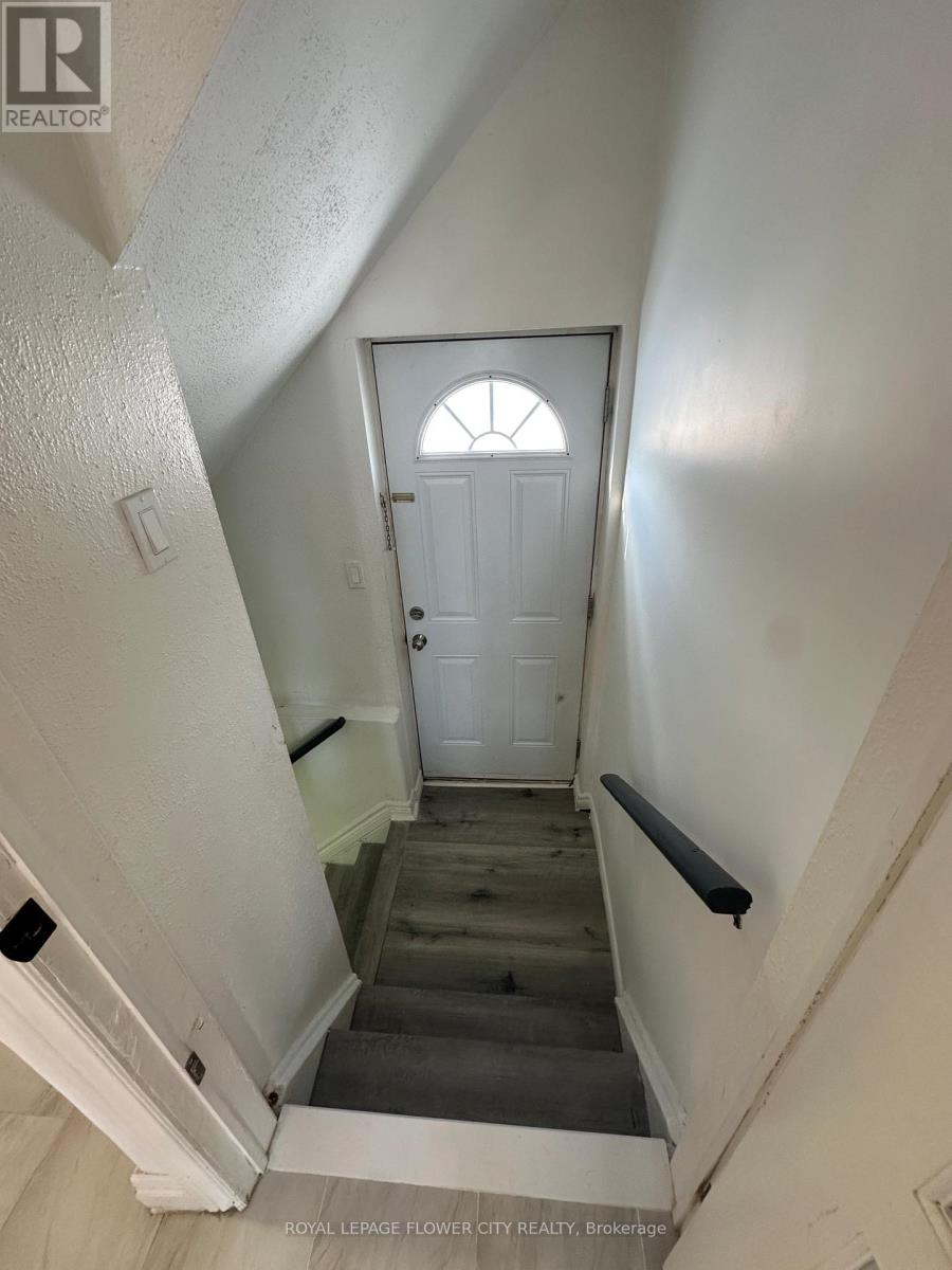 52 Grand Valley Drive, Brampton, Ontario  L6S 2K9 - Photo 28 - W12875798