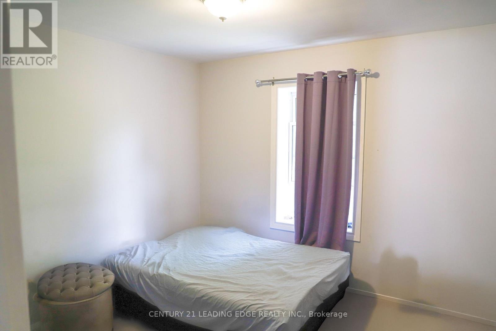 22 Katherine Road, Toronto, Ontario  M3K 1H9 - Photo 12 - W12875806