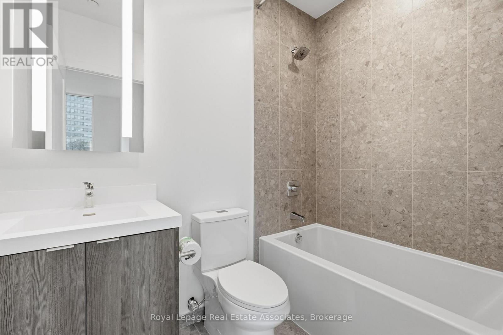 501 - 25 Cordova Avenue, Toronto, Ontario  M9A 0E5 - Photo 16 - W12875822