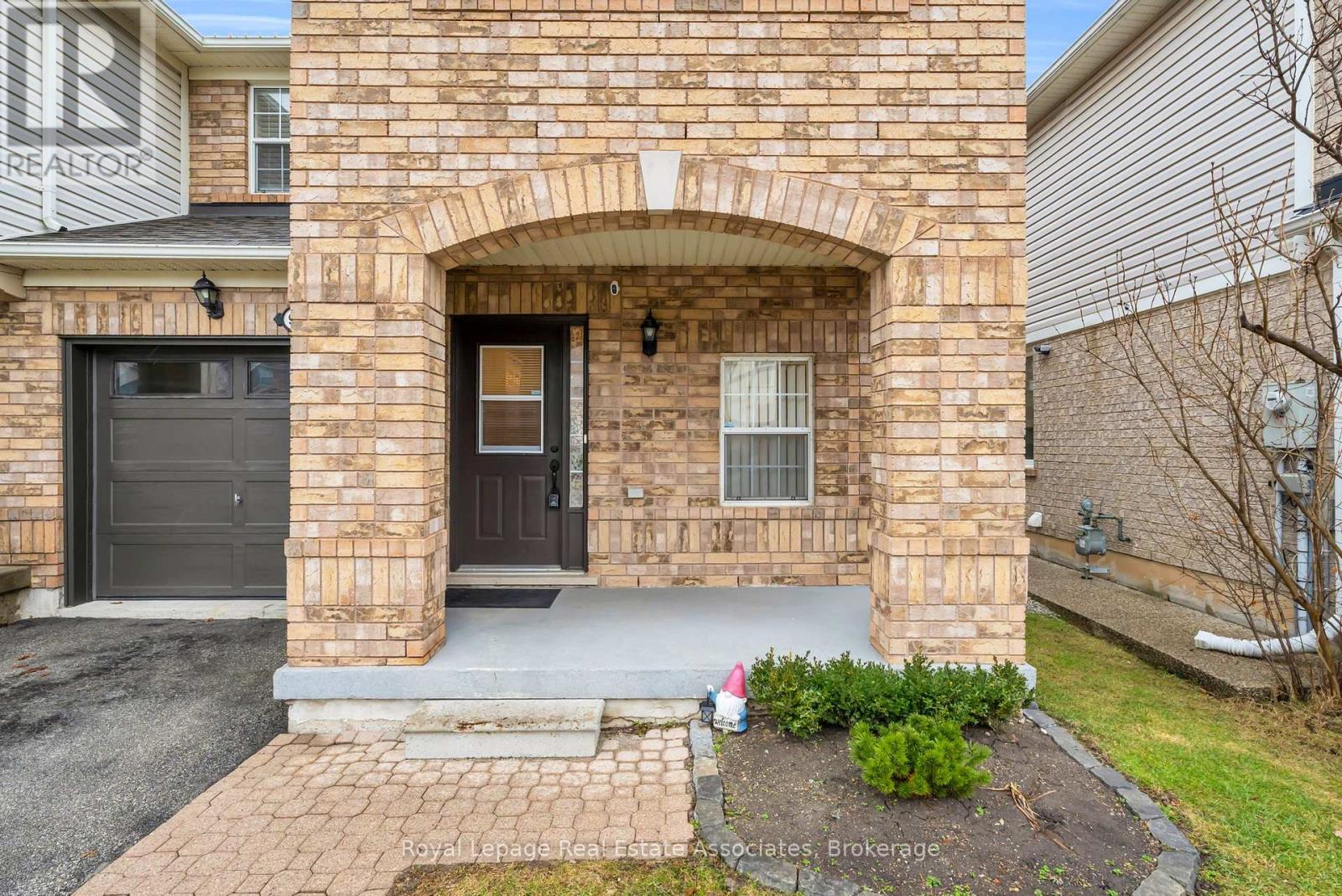 900 Mckay Crescent, Milton, Ontario  L9T 6L4 - Photo 2 - W12875832