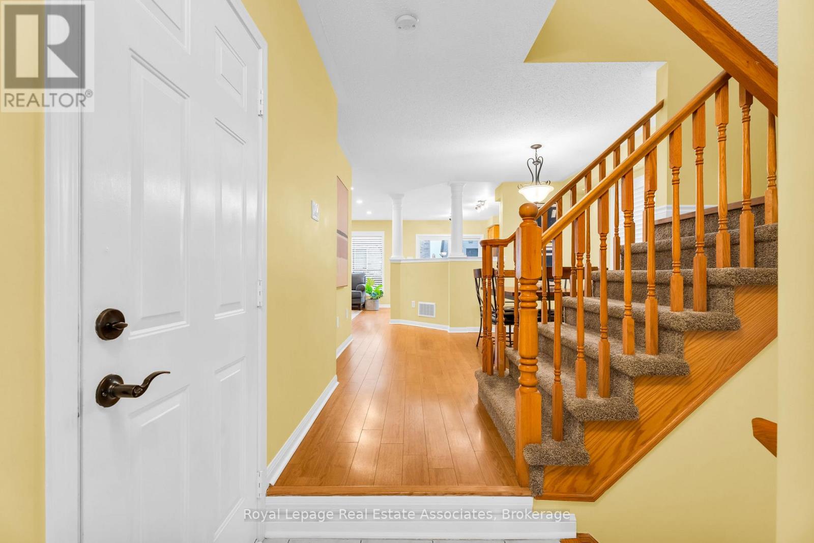 900 Mckay Crescent, Milton, Ontario  L9T 6L4 - Photo 6 - W12875832