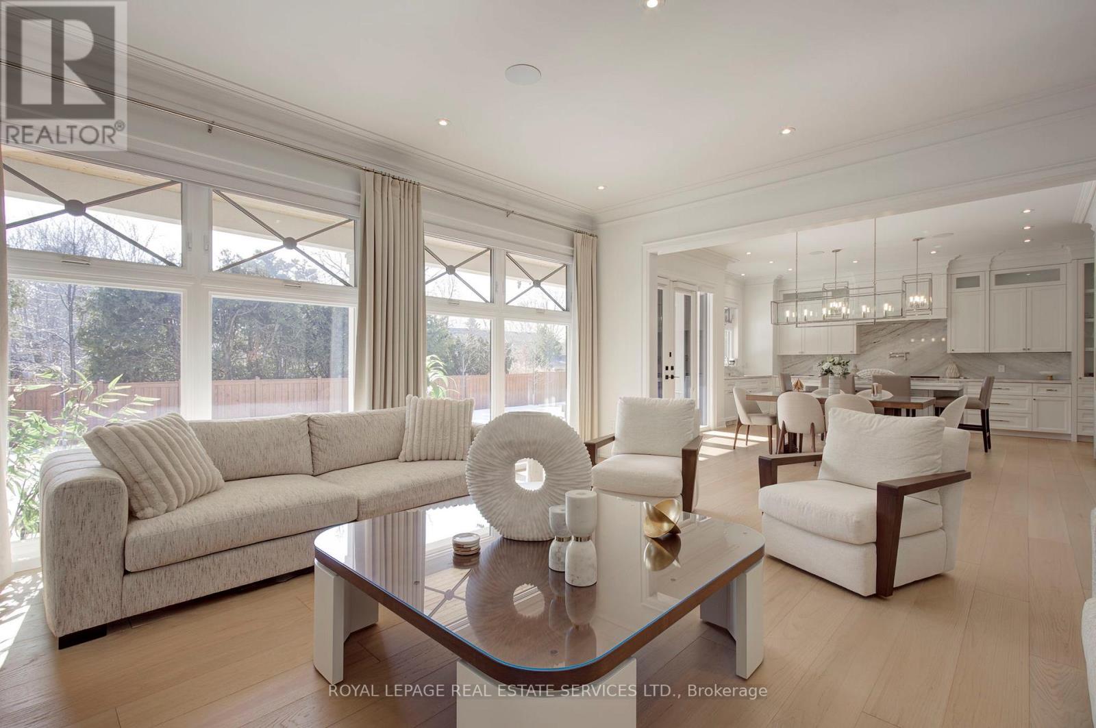 1504 Warren Drive, Oakville, Ontario  L6J 1W8 - Photo 15 - W12875834