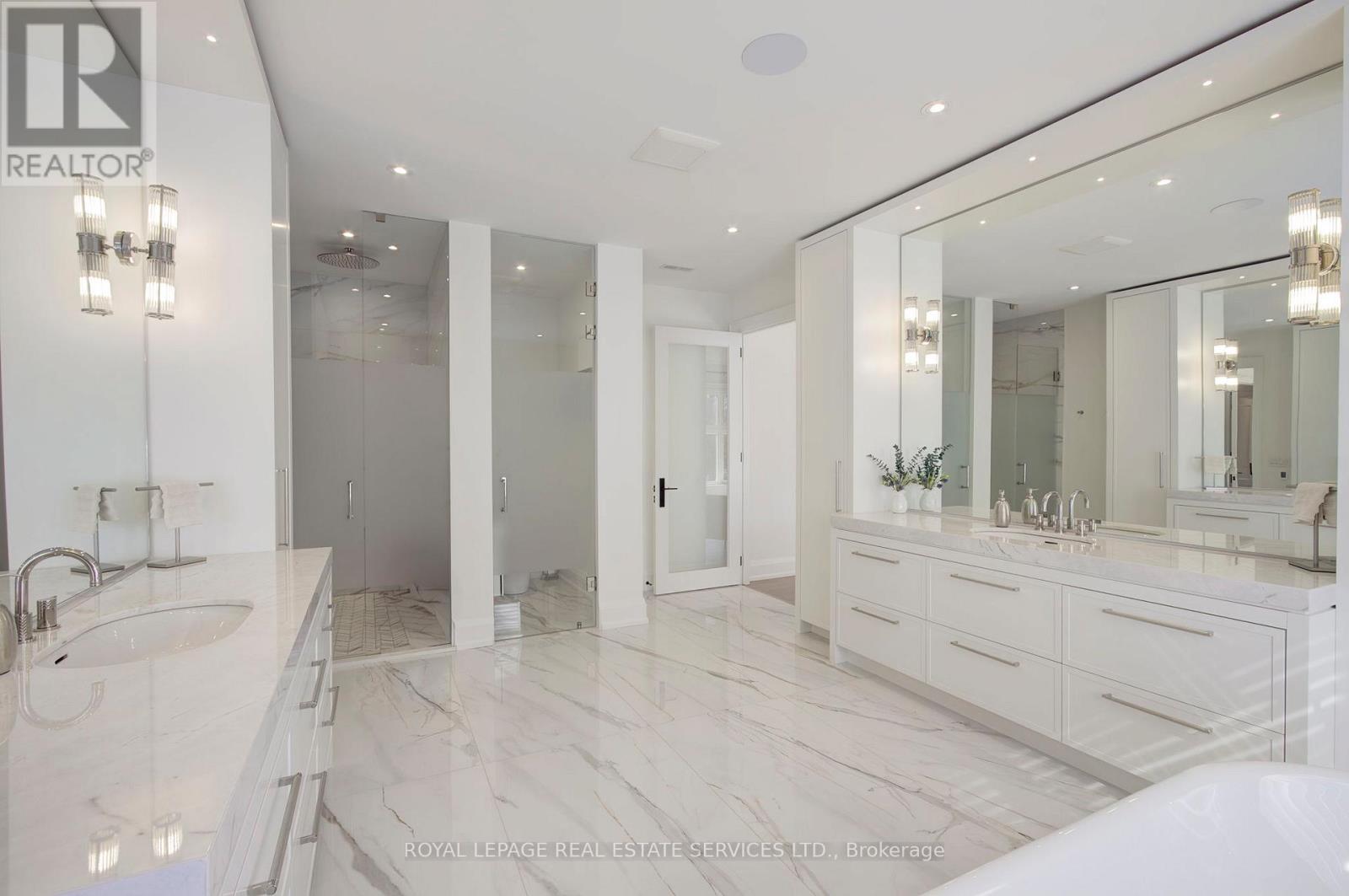 1504 Warren Drive, Oakville, Ontario  L6J 1W8 - Photo 23 - W12875834