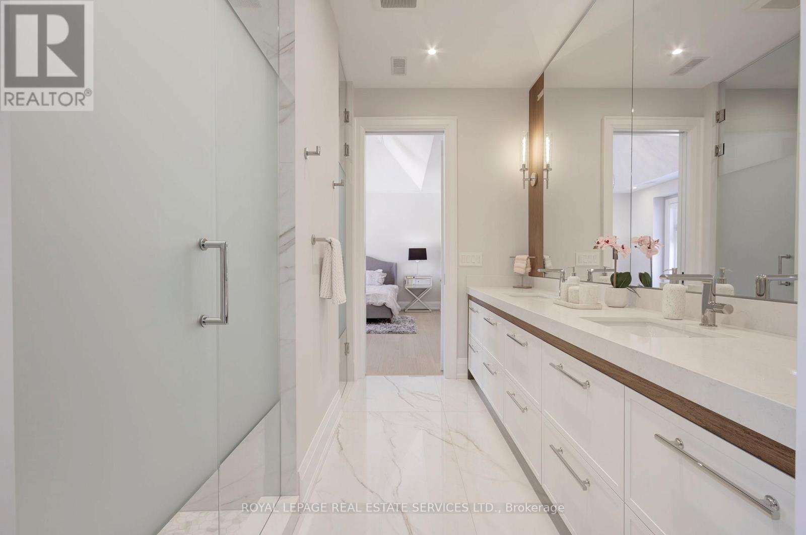 1504 Warren Drive, Oakville, Ontario  L6J 1W8 - Photo 27 - W12875834