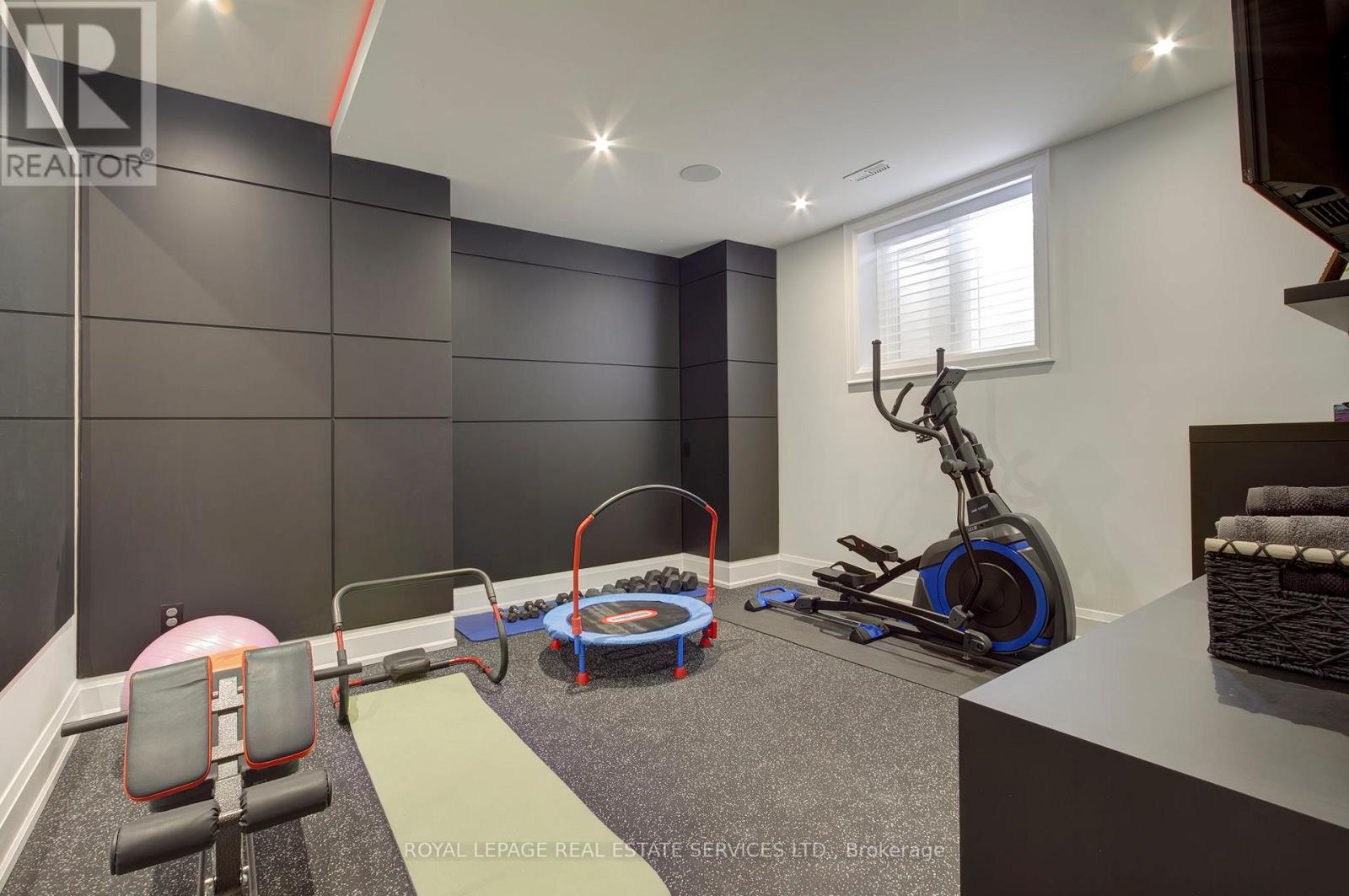 1504 Warren Drive, Oakville, Ontario  L6J 1W8 - Photo 36 - W12875834