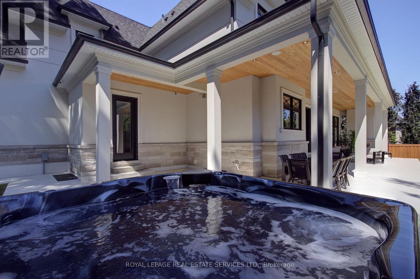 1504 Warren Drive, Oakville, Ontario  L6J 1W8 - Photo 40 - W12875834