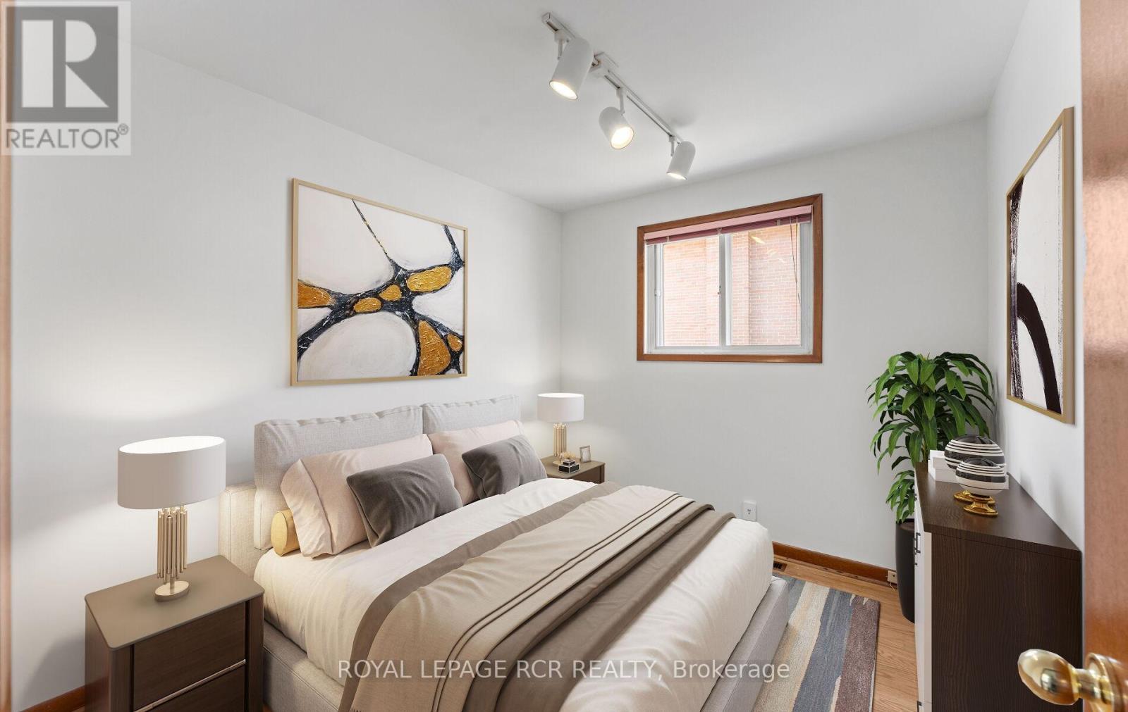 10 West Wareside Road, Toronto, Ontario  M9C 3J1 - Photo 11 - W12875890