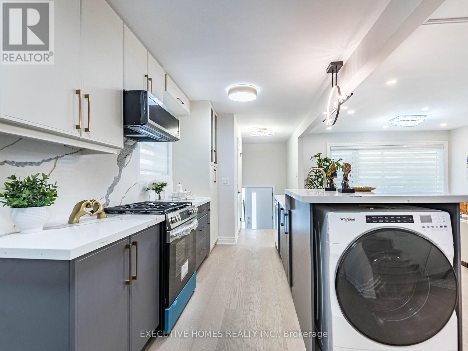 2685 Windjammer (Main) Road, Mississauga, Ontario  L5L 1T3 - Photo 22 - W12875932