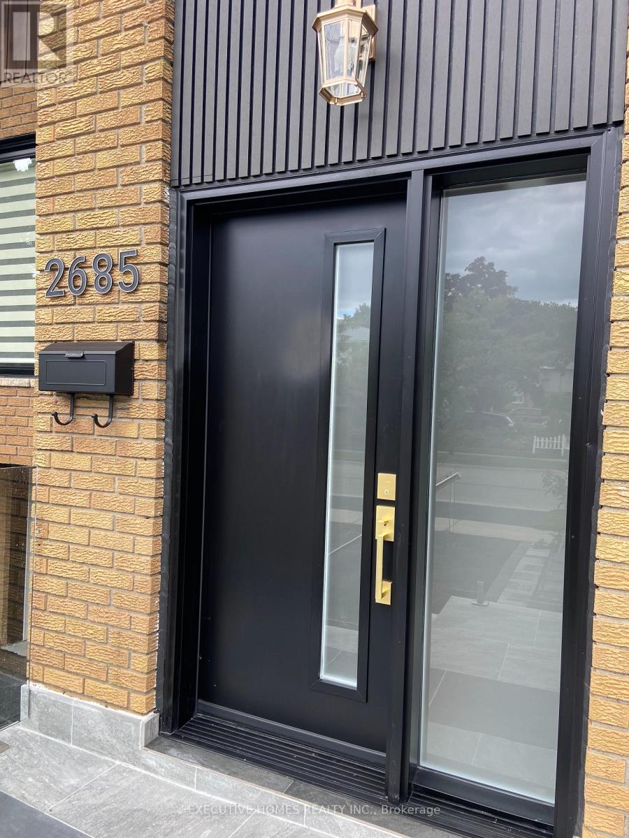 2685 Windjammer (Main) Road, Mississauga, Ontario  L5L 1T3 - Photo 5 - W12875932