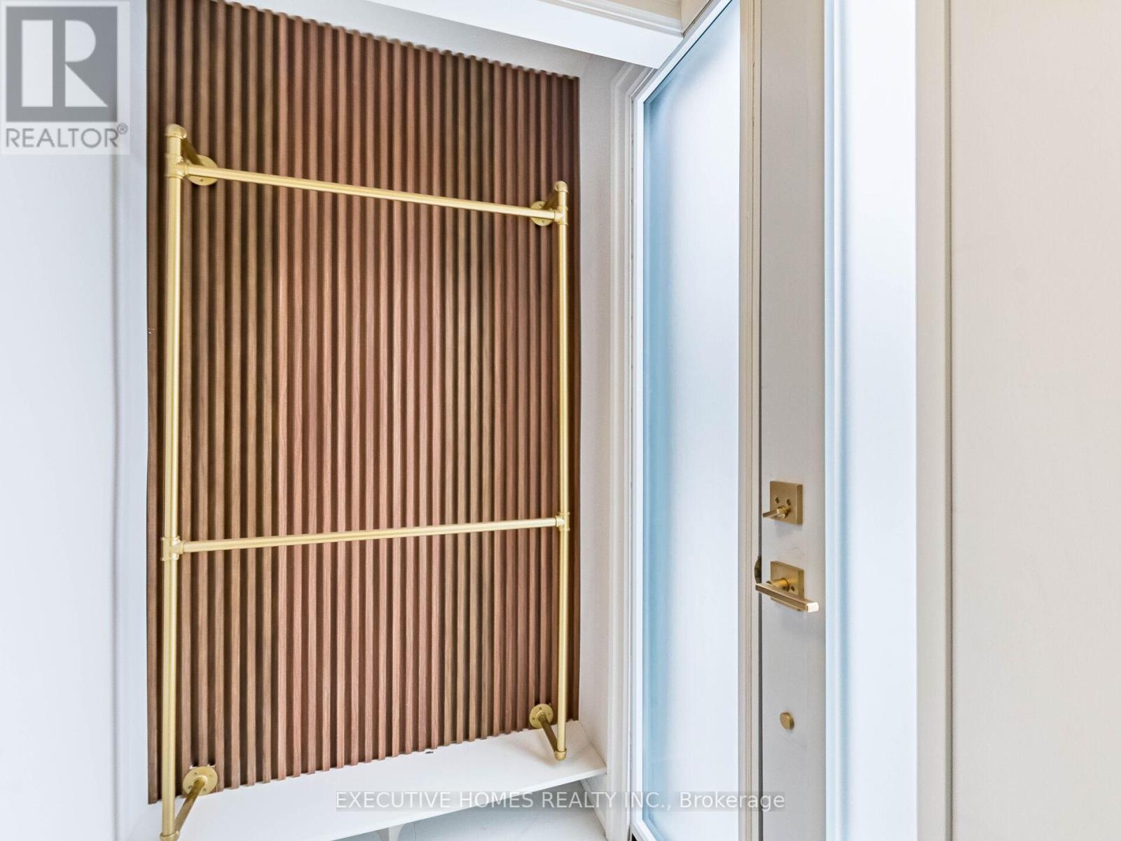 2685 Windjammer (Main) Road, Mississauga, Ontario  L5L 1T3 - Photo 8 - W12875932