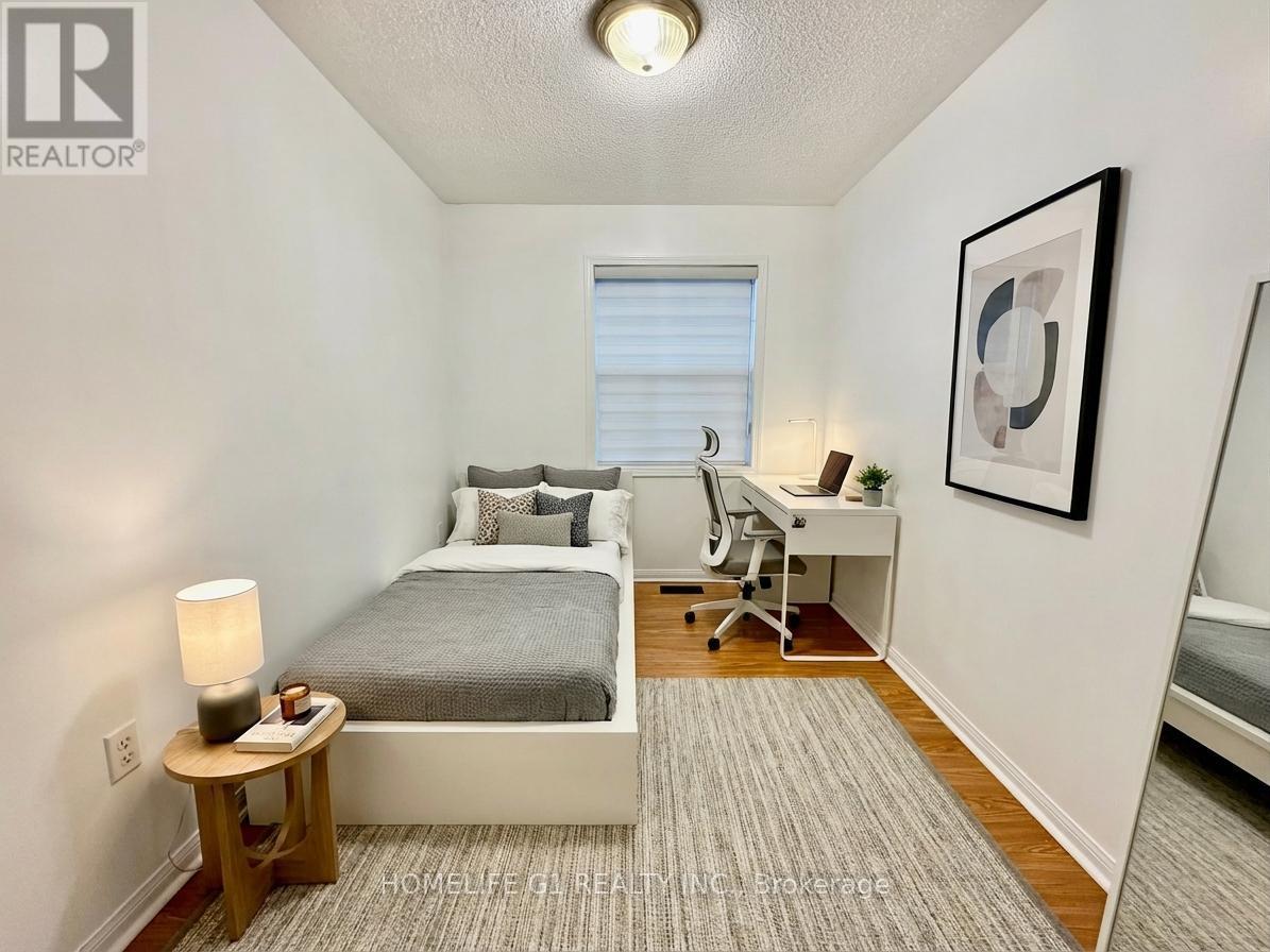 49 Eastway Street, Brampton, Ontario  L6S 6L9 - Photo 15 - W12875940