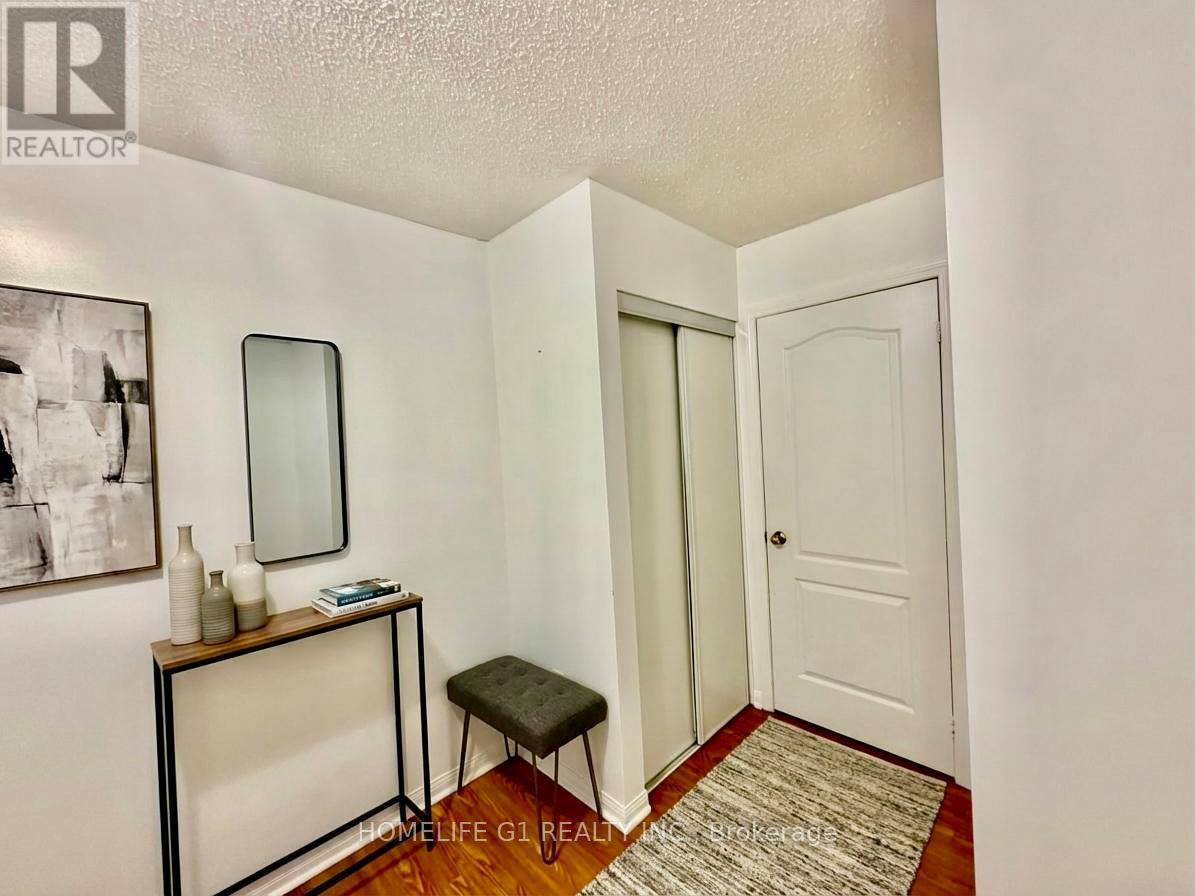 49 Eastway Street, Brampton, Ontario  L6S 6L9 - Photo 16 - W12875940