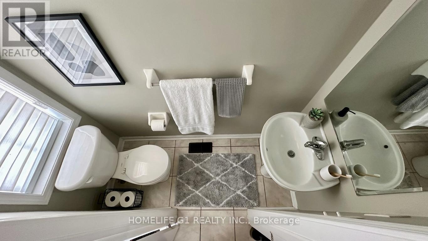 49 Eastway Street, Brampton, Ontario  L6S 6L9 - Photo 7 - W12875940