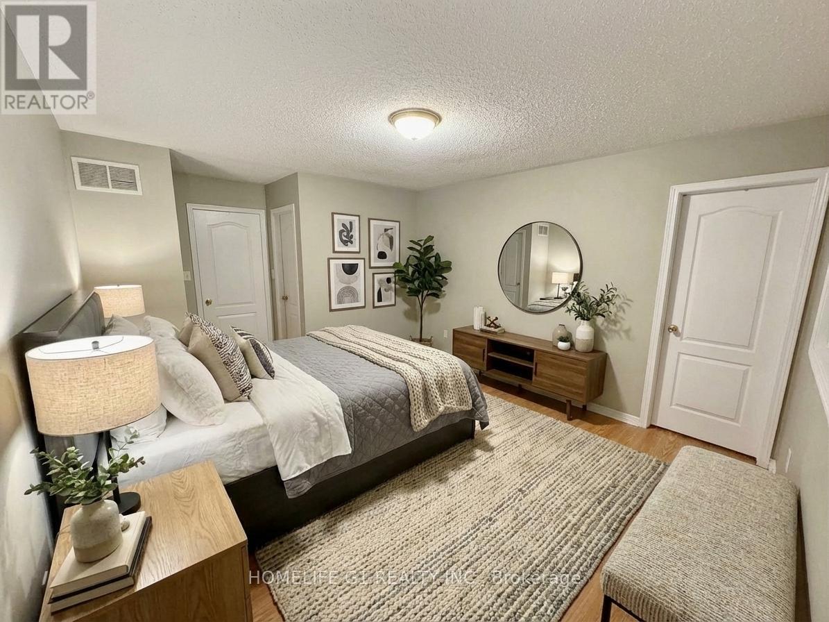 49 Eastway Street, Brampton, Ontario  L6S 6L9 - Photo 9 - W12875940