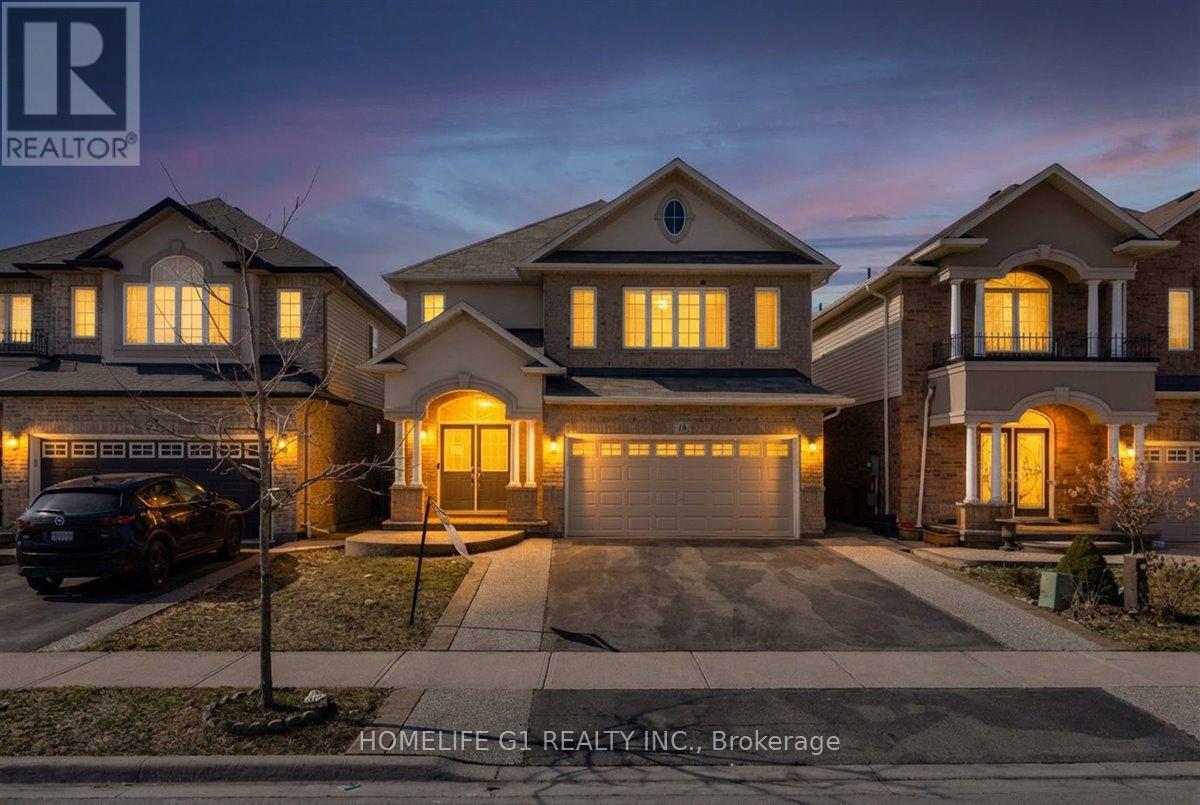 16 WEATHERING HEIGHTS, Hamilton, Ontario