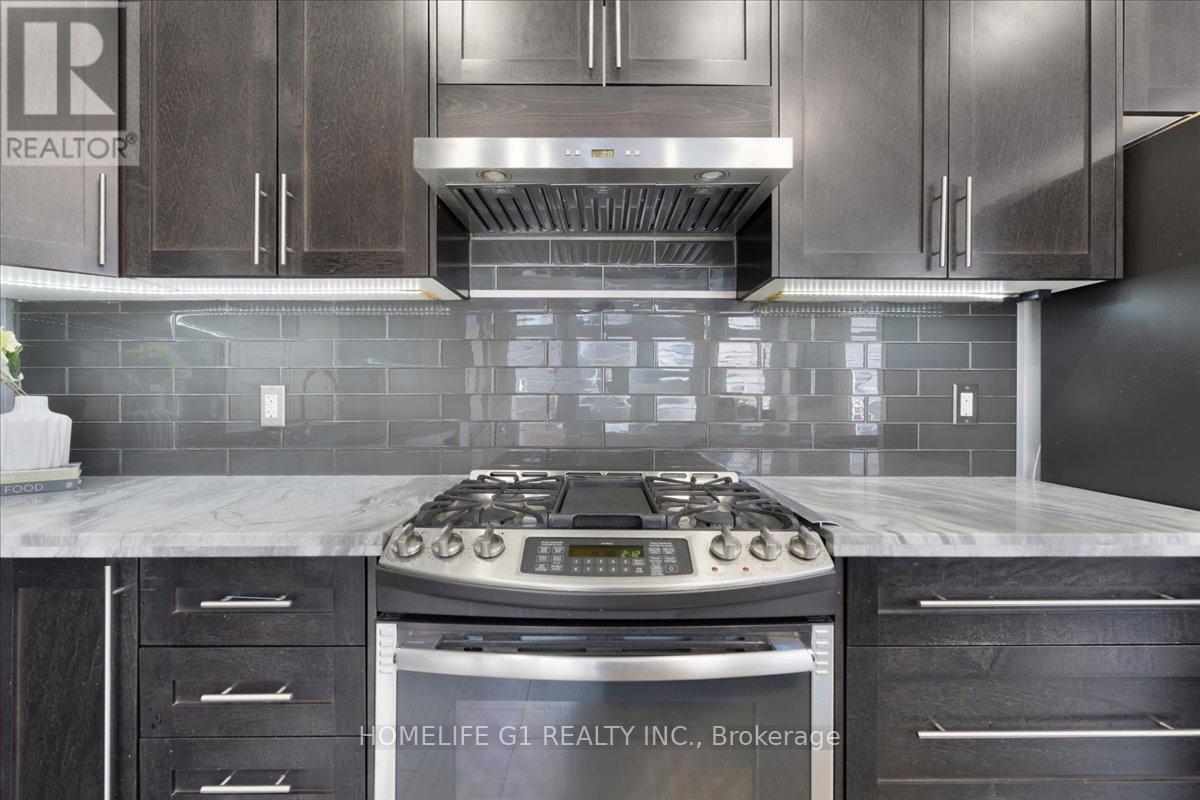 16 Weathering Heights, Hamilton, Ontario  L8J 0E7 - Photo 12 - X12875814