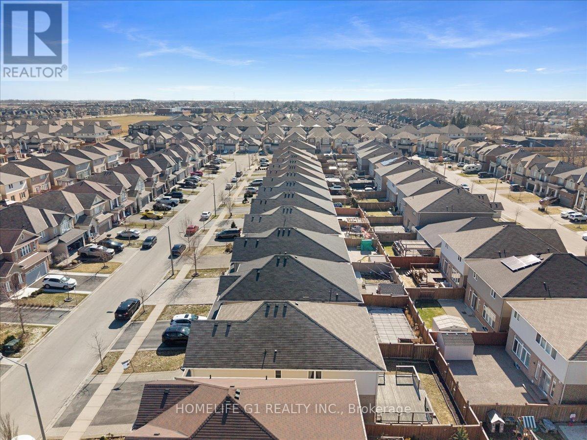 16 Weathering Heights, Hamilton, Ontario  L8J 0E7 - Photo 48 - X12875814