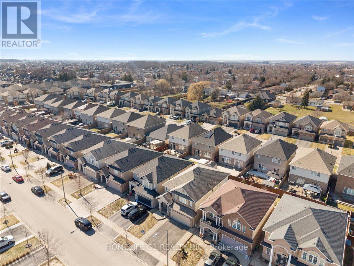 16 Weathering Heights, Hamilton, Ontario  L8J 0E7 - Photo 49 - X12875814