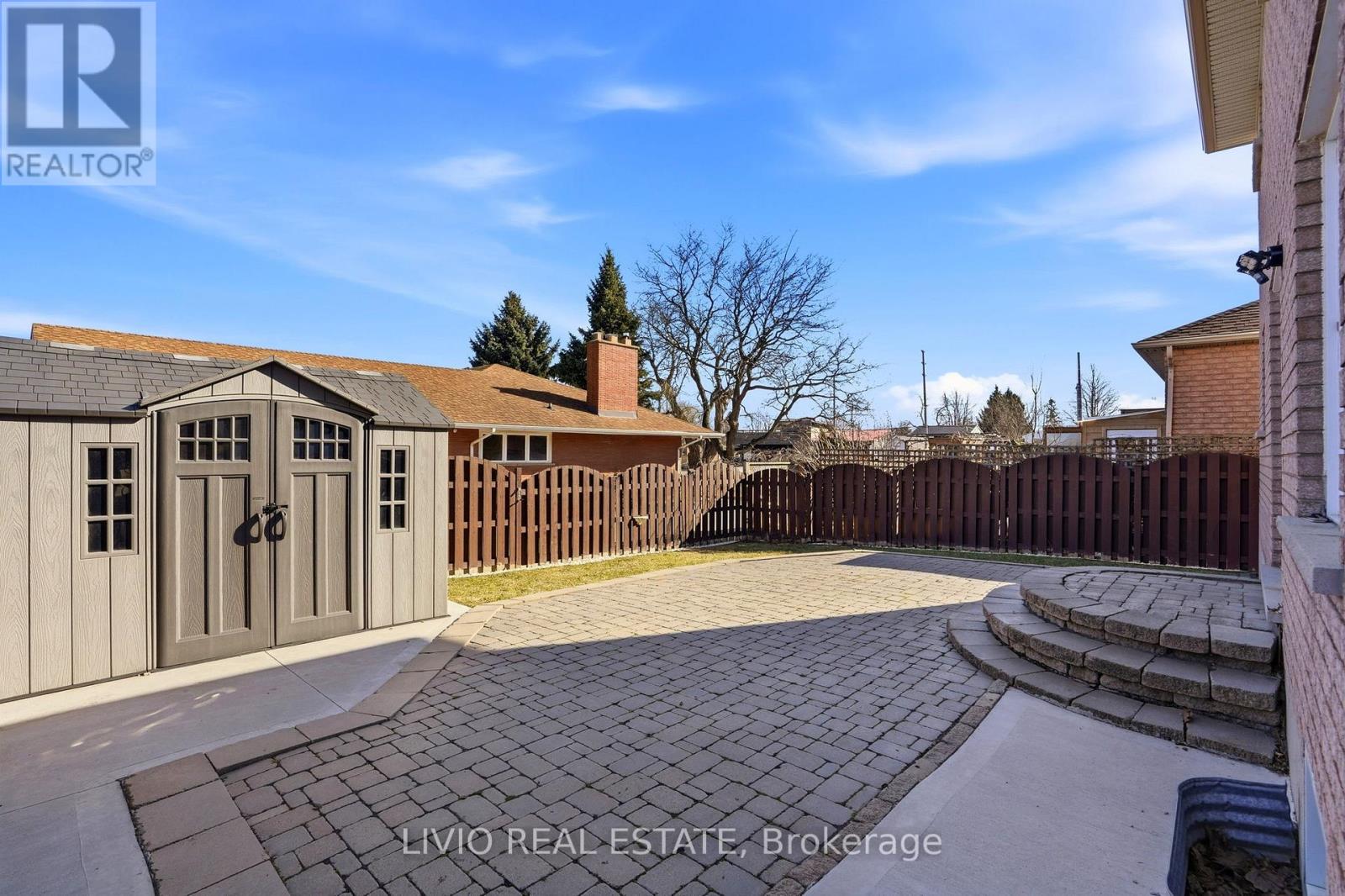 19 Konstantine Court, Hamilton, Ontario  L9B 2T3 - Photo 37 - X12875838