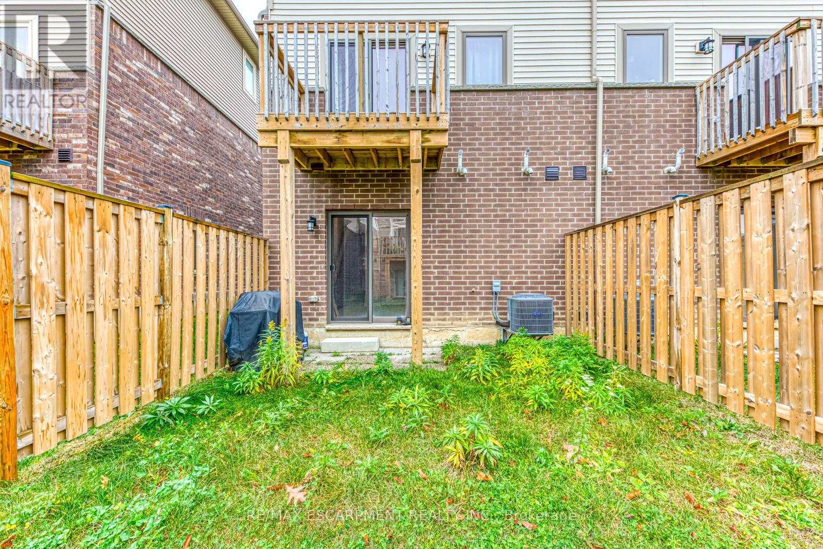 28 Barley Lane, Hamilton (Ancaster), Ontario  L9G 3K9 - Photo 31 - X12875884