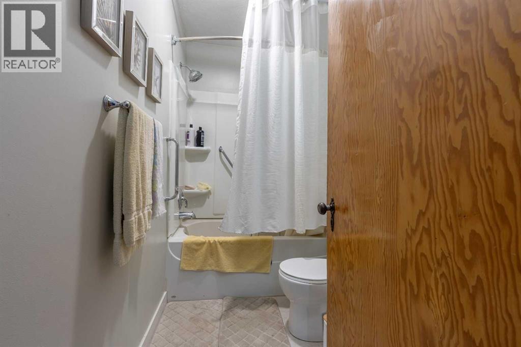 819 8 Street S, Lethbridge, Alberta  T1J 2K6 - Photo 18 - A2286989